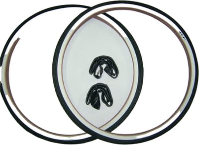 2 Stuks Fietsbanden 26 x 1.75 Wit Zwart + 2 Binnenbanden Straat & MTB