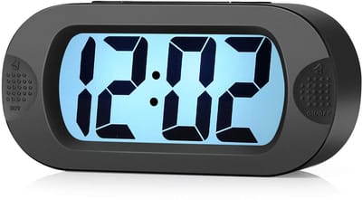 longziming -Digitale Kinderwekker met Snooze en Nachtlicht – Groot LCD-Scherm- Schokbestendige Siliconen Hoes- Compact en Lichtgewicht- Kleur Zwart