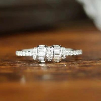 Huitan Chique Vingerring voor Vrouwen Creatief Ontwerp Moderne Modieuze Vrouwelijke Accessoires Dagelijks Draagbare Feest Statement Sieraden 7 brown