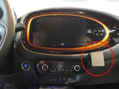 Brodit ProClip houder geschikt voor Toyota Aygo 2023 - Angled mount