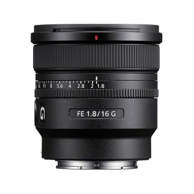 SEL 16mm f/1.8 G  Sony FE-vatting