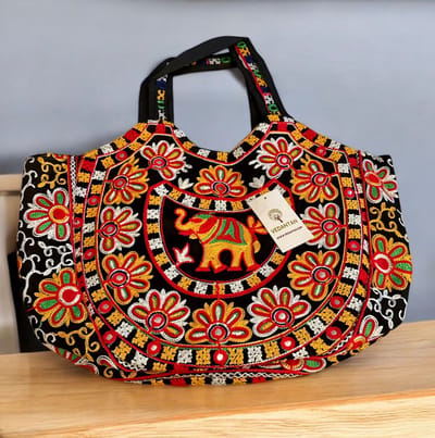 Schoudertas - Vedantan - Damesschoudertas - 30 x 45 cm - Katoen - Kleurrijk borduurwerk - Etnisch Cadeau - Kerst - Feest - WeekendTas - Shopper - Reistas - Tote bag -Draagtas - Ritssluiting