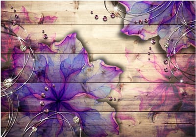 Fotobehangkoning - Behang - Vliesbehang - Fotobehang Paarse Bloemen op Houten Planken - Purple Memory - 300 x 210 cm