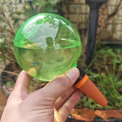 Automatische irrigatieballen - Watergevers planten - Planten water geven - Langzame waterafgifte - 6 stuks 500ml - Groene gloeilamp