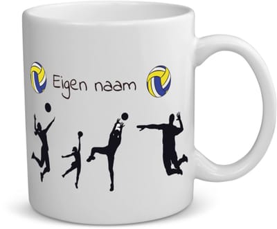 Akyol - voetbal met naam - koffiemok - theemok - Voetbal - voetbal fans - cadeau - verjaardag - geschenk - gepersonaliseerd - 350 ML inhoud