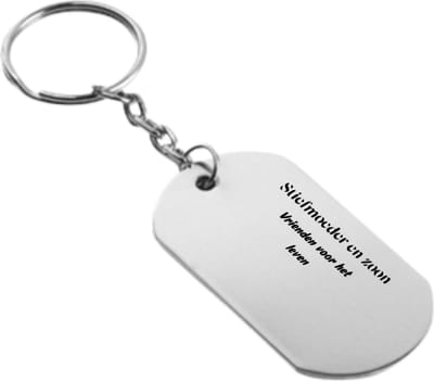 Akyol - Stiefmoeder & zoon vrienden voor het leven Sleutelhanger - Mama/Moeder cadeau - Stiefmoeder - Leuk kado voor je stiefmoeder om te geven - 2,5 x 2,5 CM
