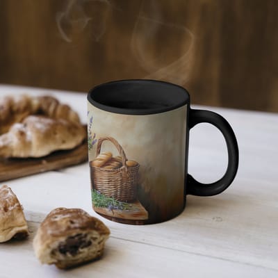 Magische Mok - Foto op Warmte Mokken - Koffiemok - Lavendel - Brood - Stilleven - Magic Mok - Beker - 350 ML - Theemok