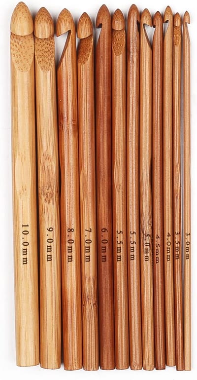 Haaknaaldenset, set van 12, 3 mm-10 mm, lichtgewicht, warm, inline houten haaknaalden, ergonomisch voor artritische handen en beginners, voor reizen