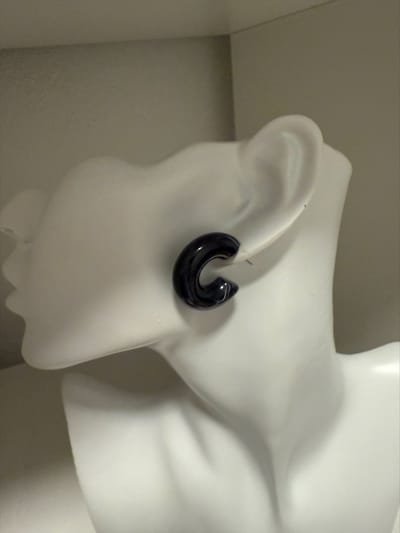 zwarte hoepel oorbellen || Make up | Parfum | Moederdag | Verjaardagscadeau| Cadeautje| Valentijnsdag| Kado | sieraden | vaderdag | oorbellen | oorsieraden