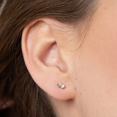 Jewels Inc. - Oorbellen - Fijne Bloemen Oorsteker - 2mm x 6 mm - 14 Karaat Geelgoud