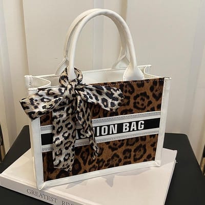 Nouveaux Sacs Tendance Mode  Sacs à Main Grande Capacité  Shopping  Voyage  Sacs Épaule  Sacs Carrés  Sacs pour Femmes gray