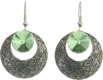 Behave - Oorhanger rond design - groen accent - avondstijl