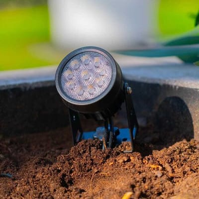 HOFTRONIC - 4x Troy Solar prikspots - Los zonnepaneel - 3000K Warm wit licht - IP65 waterdicht - 150 lumen - Solar Tuinverlichting - Incl. Schemerschakelaar - Tuinspots