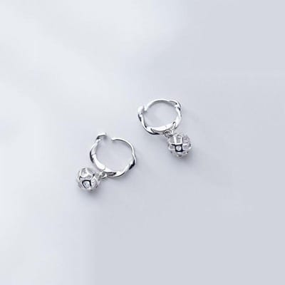 925 Sterling Zilver Gedraaide Holle Bal Oorbellen Mode Sprankelende Zirkonia Oor Sieraden Voor Vrouwen Groothandel S -E1098 gray