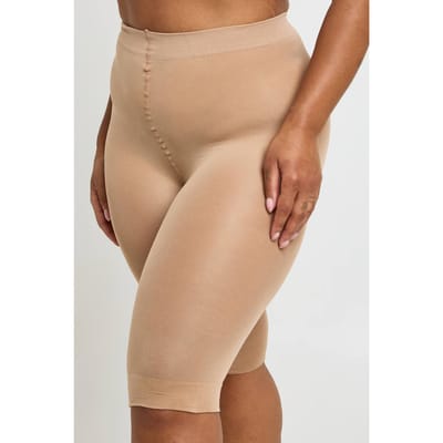 boohoo Dames Plus Anti-schuur Shorts | Nude | Maat: 44-46
