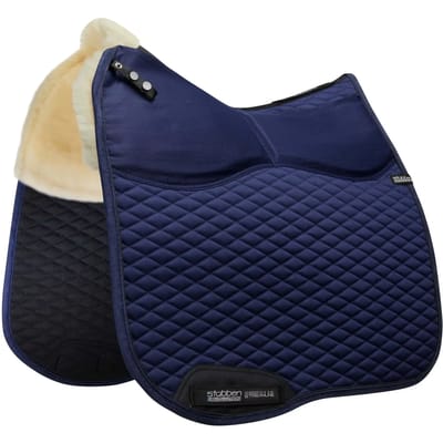 Dressuurzadel voor paard met schapenleer Stübben Streamline