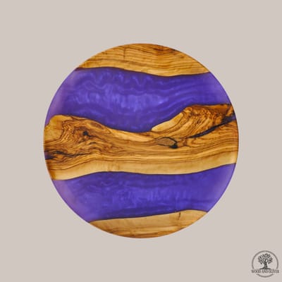 Wood and Olives - Olijfhouten Borrelplank met Epoxy - Handgemaakt - 40 cm - Paars
