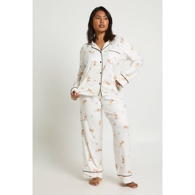 boohoo Dames Plus Pyjama Set Met Hertenprint Shirt Met Lange Mouwen & Broek | Creme | Maat: 44