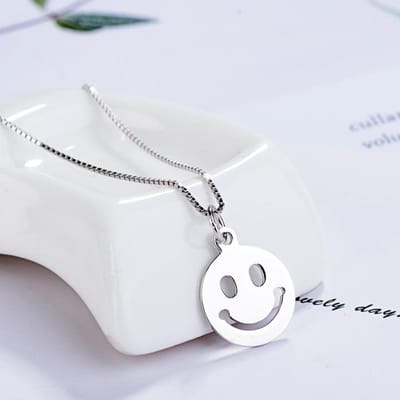 S925 Sterling Zilveren Smiley Hanger Koreaanse Stijl Frisse Mannen en Vrouwen Koppels Glimlach Sweet Ins Hanger Hangend 925 white