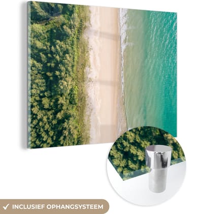 MuchoWow® Glasschilderij 160x120 cm - Schilderij acrylglas - Strand - Bomen - Water - Foto op glas - Muurdecoratie woonkamer - Wanddecoratie slaapkamer - Schilderijen