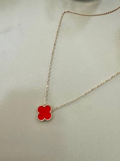 EHH BEAUTY - Luxe klaver ketting - Rood - Halsketting - Stainless steel- Neckles- Goudkleurig ketting - Cadeau moeder/dochter