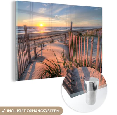 MuchoWow® Glasschilderij 120x80 cm - Schilderij acrylglas - Strand - Zee - Duin - Zonsondergang - Landschap - Foto op glas - Muurdecoratie woonkamer - Wanddecoratie slaapkamer - Schilderijen