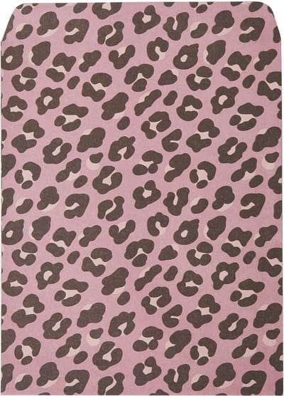 Papieren Cadeauzakjes - Panterprint - Roze - Zwart - 50 Stuks - 10 x 12,5 cm - Inclusief 50 Mat Zwarte Ronde Stickers (2,5 cm)