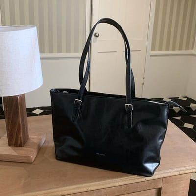 Niche High-end Sense Retro Grote Capaciteit Commuter Tote Bag Onderarmtas Eenvoudige Rits Schoudertas Vrouw zwart
