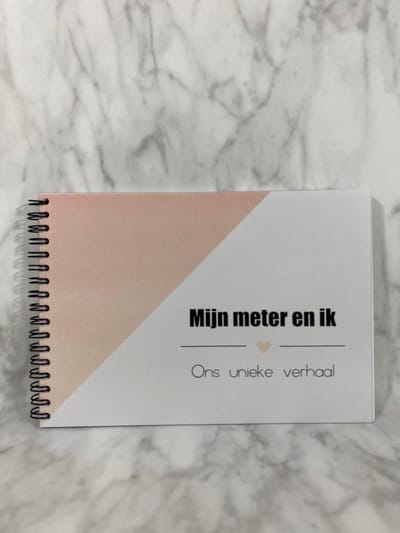 Invulboek 'Mijn meter en ik'  ROOS - kraamcadeau - baby - fotoboek - cadeau - geschenk - kado - cadeautje