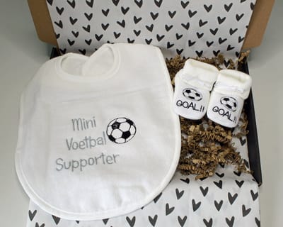 Brievenbus cadeau Mini voetbal supporter - cadeau baby - kraamcadeau - voetbal