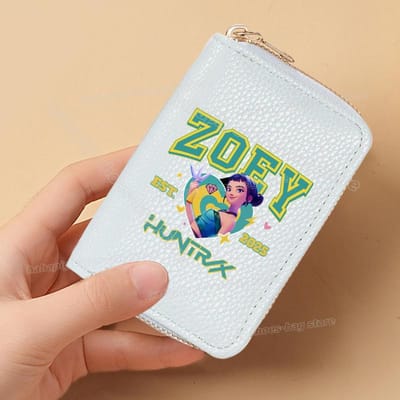 Perfect KPop Demon Hunters Dames Korte Portemonnees PU Leer Creditcardhouder Meerdere Sleuven Kleine Portemonnees met Rits Dames Clutch Portemonnee white