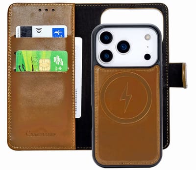 CaseMania Bookcase hoesje geschikt voor Apple iPhone 17 Pro Max - Effen Tan - Leer - 2-in-1 Magnetisch Uitneembaar Design - Compatible met MagSafe
