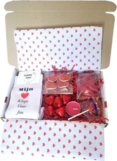 Valentijn - Mijn hart klopt voor jou - Love - Hou van je - Verjaardag - Gift - Valentijns cadeau - Sokken met tekst - Witte sokken - Cadeau voor vrouw en man - Kado - Sokken - Verjaardags cadeau voor hem en haar - Verliefd - Vaderdag - Moederdag - Lu