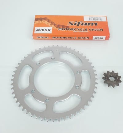 sifam kettingset voor moto derbi 50 senda 2000 tot 2005 11x53 steek 420 Ø105mm nieuw