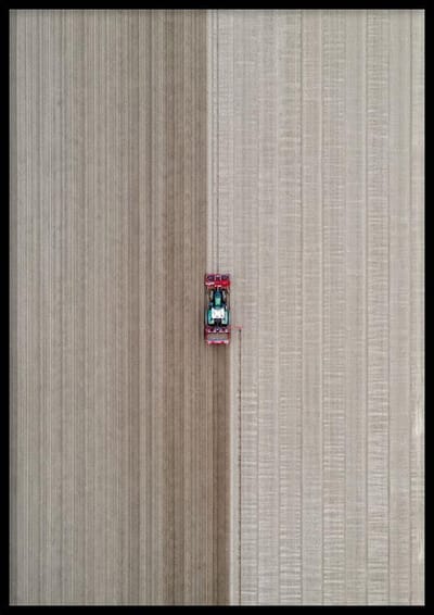 Poster Traktor Symmetrie - 50x70 cm - Natuur Poster - WALLLL