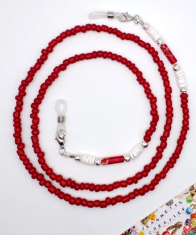 Jeannette-Creatief® - Beach - Zonnebrilkoord Rood - Rood Zonnebrilkoord - Zonnebrilkoord Natuursteen - Zonnebrilkoord Zilver - Zonnebrilkoord kralen - Schelpen - Zoetwaterparels - Zonnebrilkoord Schelpen - Bril - Zonnebrillen – Leesbril - Moederdag