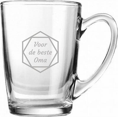 Gegraveerde theeglas 32cl voor de beste Oma in hexagon