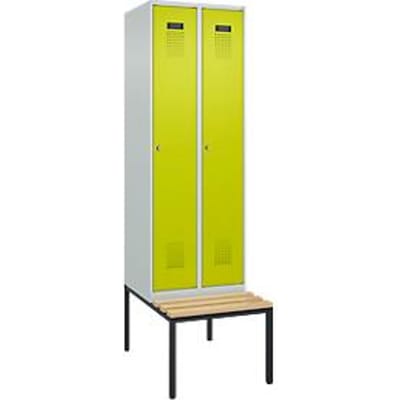 C+P Evolo Plus garderobekast, 2 vakken van elk 300 mm breed, bank eronder, B 600 x D 815 x H 2120 mm, cilinder, lichtgrijs/kleedgroen