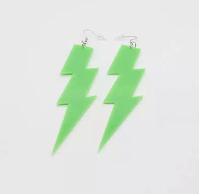 Akyol Oorbellen groene bliksemschicht - oorbel - carnaval oorbellen - neon groene oorbellen-leuke neon groene oorbellen - groene oorbel - foute feest - foute party - carnaval-90s -90´s -dames-kleur-verjaardag-cadeau-neon groen oorbe