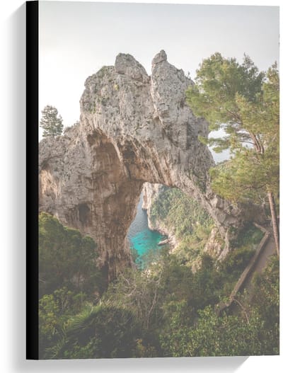 Canvas  - Rots boven Rivier - 40x60cm Foto op Canvas Schilderij (Wanddecoratie op Canvas)