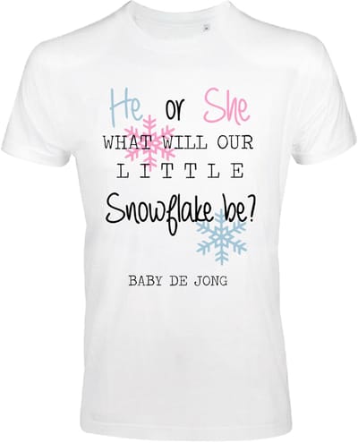 Gender reveal shirt voor heren of dames he or she what will our little snowflake be met eigen achternaam-Wit-Maat S