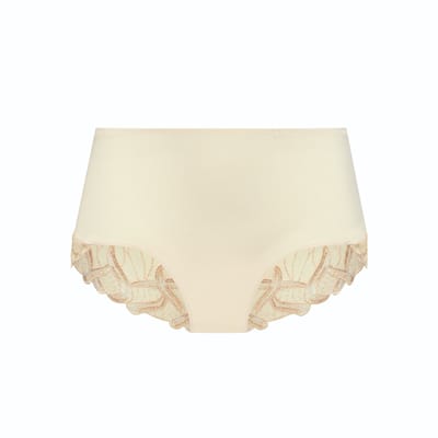 Louisa Bracq-Julia-lin-short-40