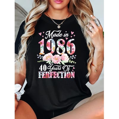 T-shirt Thème Anniversaire 40 ans 1986 pour Femme | Décoration Fleurs & Slogan, Manches Courtes Décontractées S noir