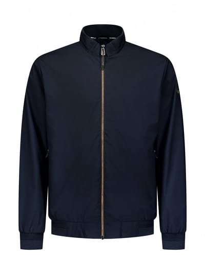 No Excess Jacket short fit clean soft night