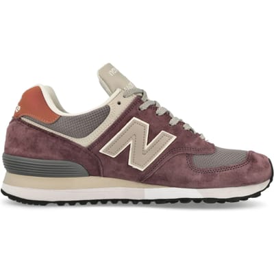 576 Gemaakt in het VK, geglazuurde sneakers