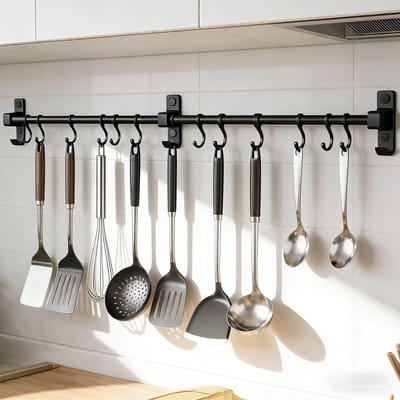 Dailygoods- Haaklijst 80 cm - Zwarte Keukenrail - 12 Verstelbare Haken - Hoogwaardig Aluminium - Krasbestendig - Veilig Opbergen van Messen - Keukenrek