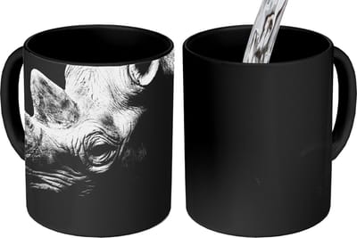 Magische Mok - Foto op Warmte Mokken - Koffiemok - Dieren - Neushoorn - Zwart - Wit - Portret - Magic Mok - Beker - 350 ML - Theemok