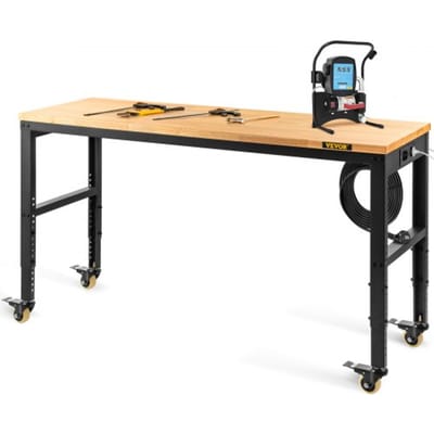 VEVOR werkbank, in hoogte verstelbaar, 154,9 x 50,8 cm, garagetafel met een hoogte van 79,5 cm – 104,9 cm en een draagvermogen van 725,7 kg, stopcontacten, hardhouten blad, metalen frame en wielen, voor werkplaats en kantoor.