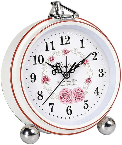 Dailygoods- Wekker analoog 13,5 cm - Retro tafelklok - Geruisloos - Batterij-aangedreven - Duurzame metalen behuizing - Grote wijzerplaat met Arabische cijfers