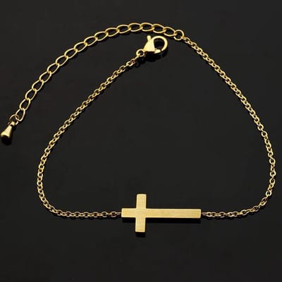 Armband met Kruisje Godskruisje goudkleur.